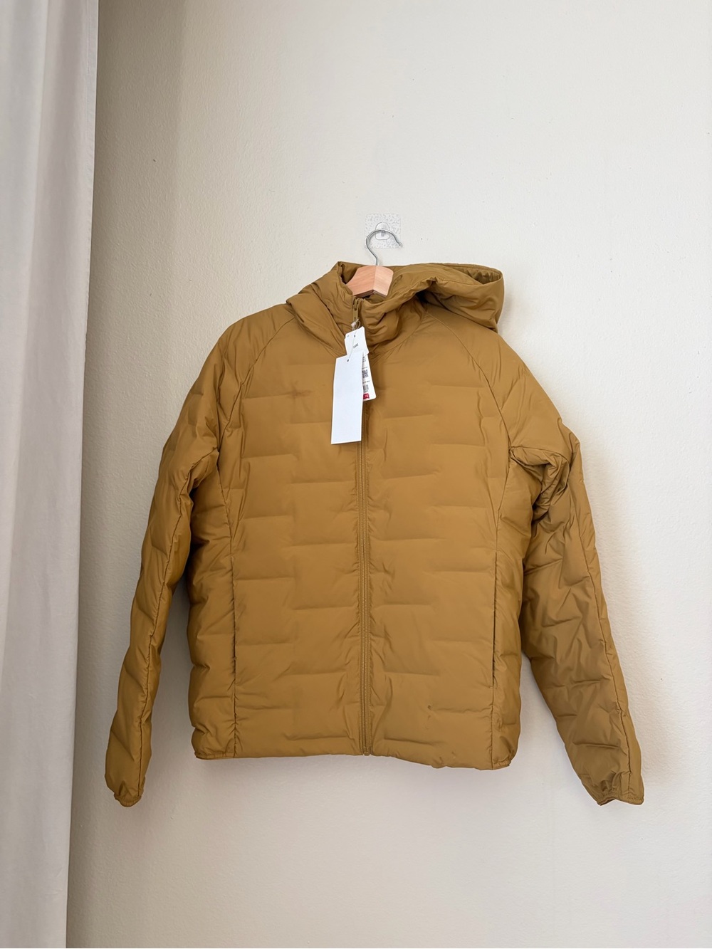NEW Unisex Uniqlo Hooded Puffer Jacket